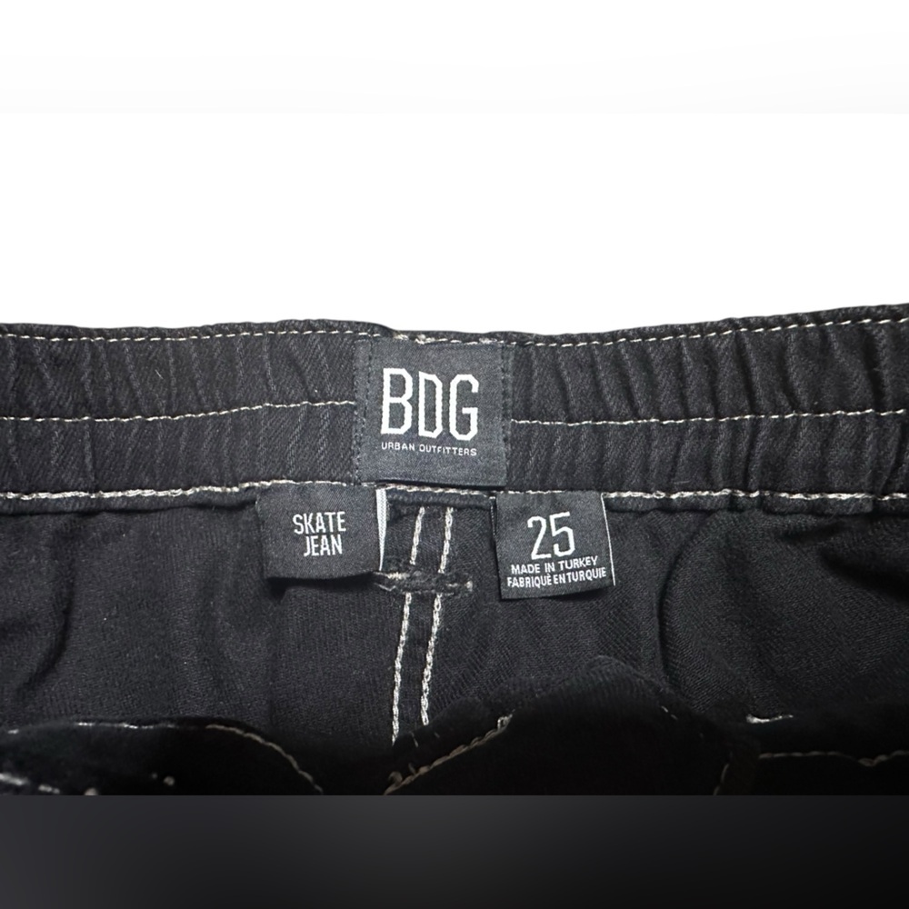 BDG Urban Outfitters Dark Cargo Pants with Contrast Stitching size 25 - Picture 4 of 4
